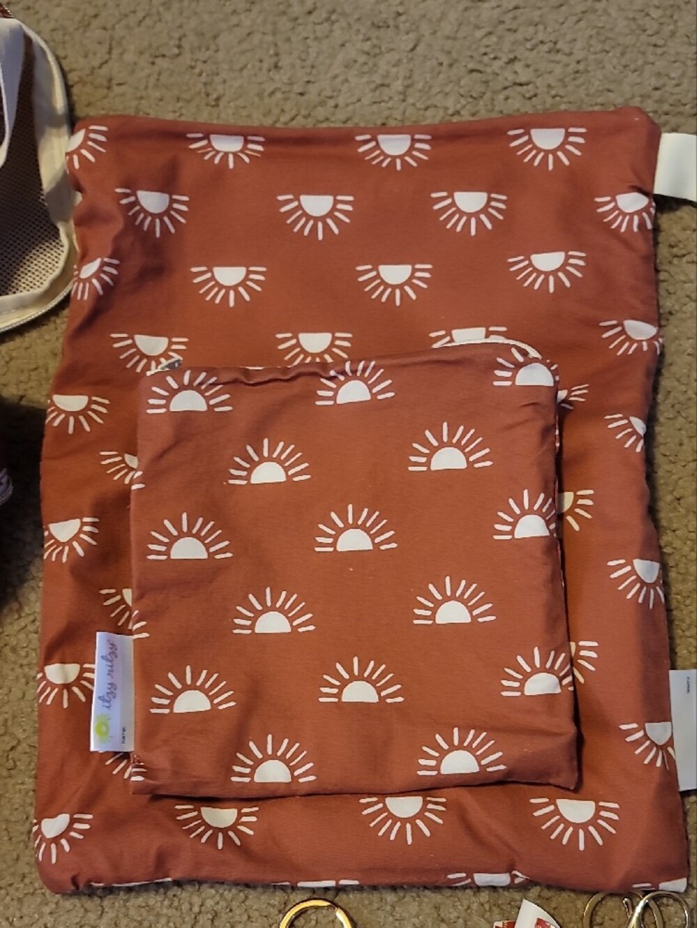 Itzy Ritzy Sun-Print Accessory Bundle - Picture 4 of 6